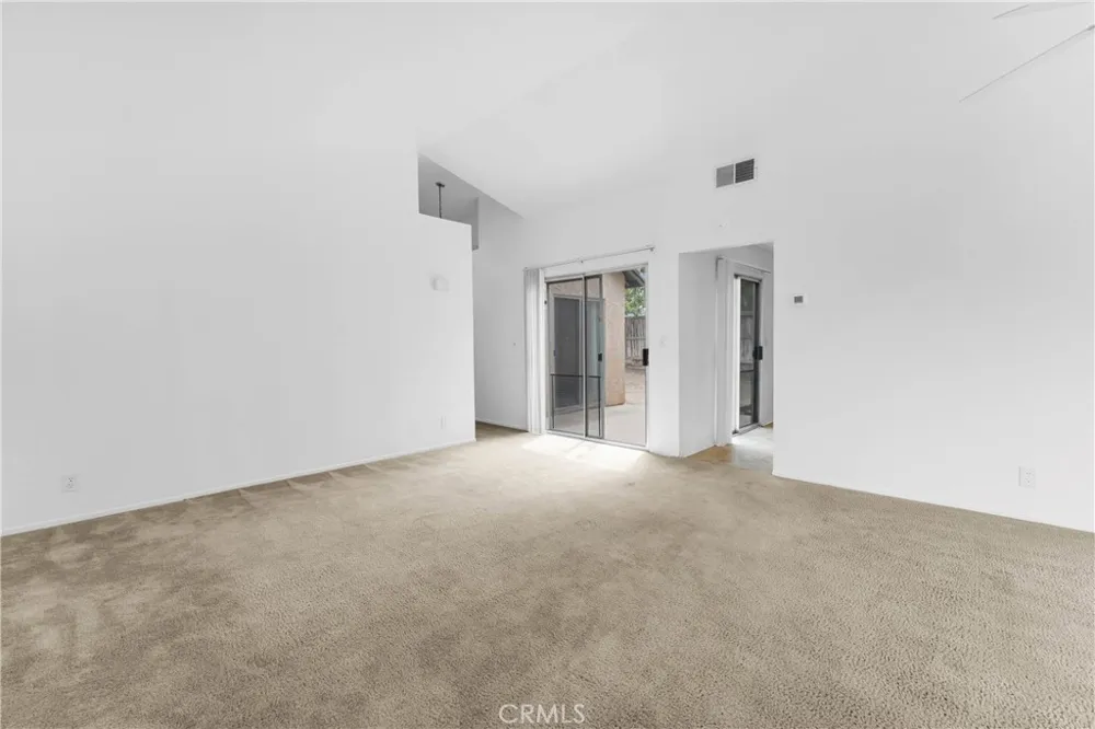 39370 Harvard Palmdale, CA 93551
