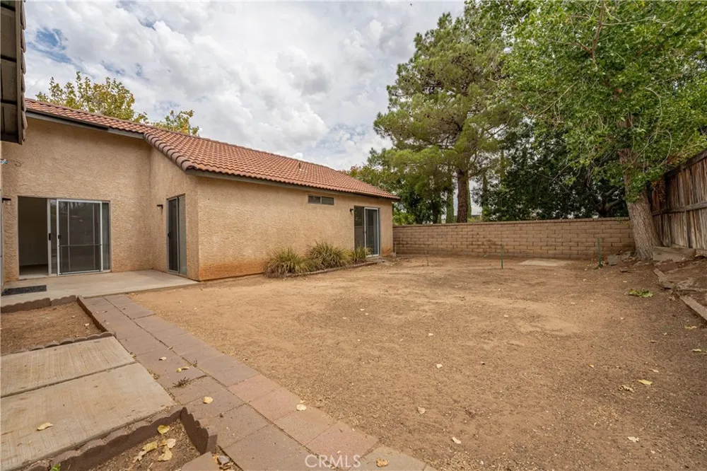 39370 Harvard Palmdale, CA 93551