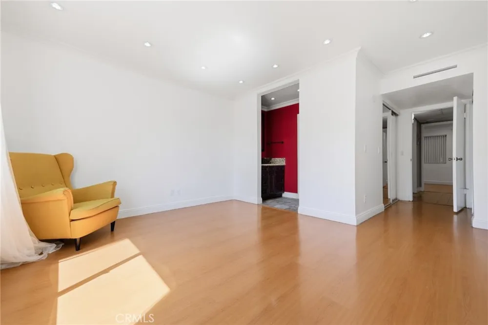 2940 Verdugo Glendale, CA 91208