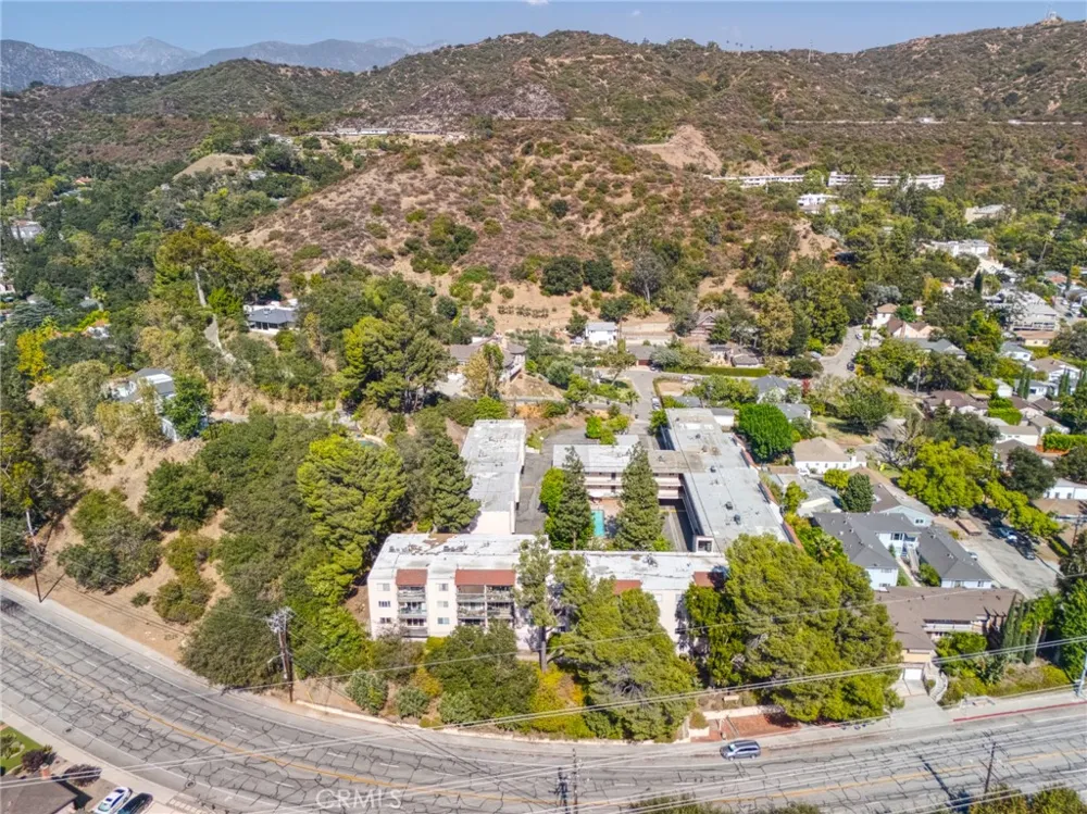 2940 Verdugo Glendale, CA 91208