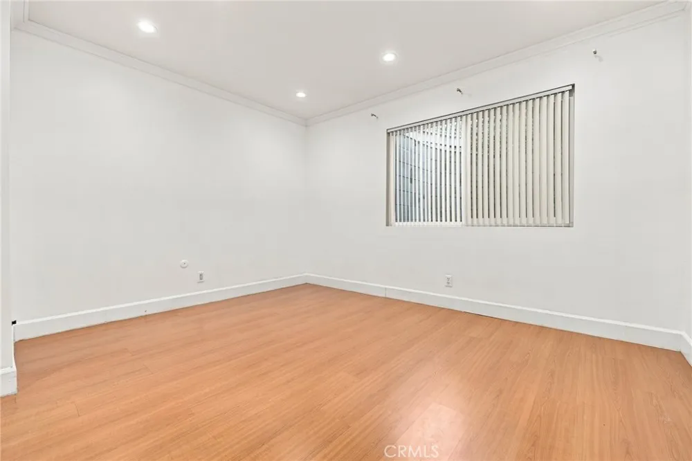 2940 Verdugo Glendale, CA 91208