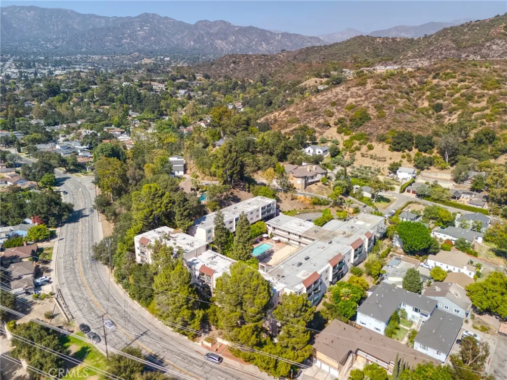 2940 Verdugo Glendale, CA 91208
