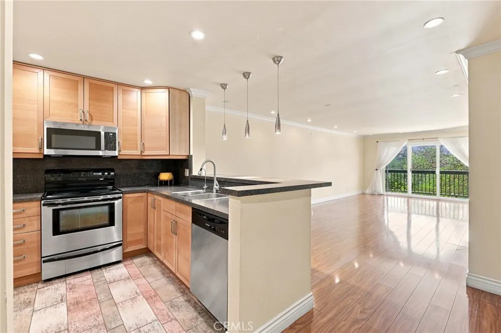 2940 Verdugo Glendale, CA 91208