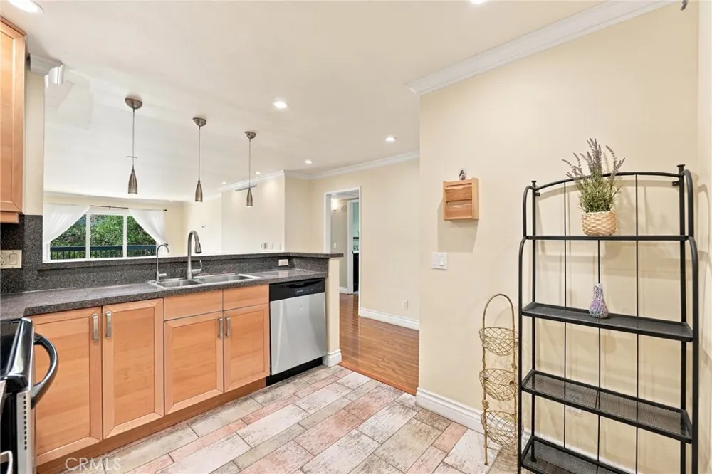 2940 Verdugo Glendale, CA 91208