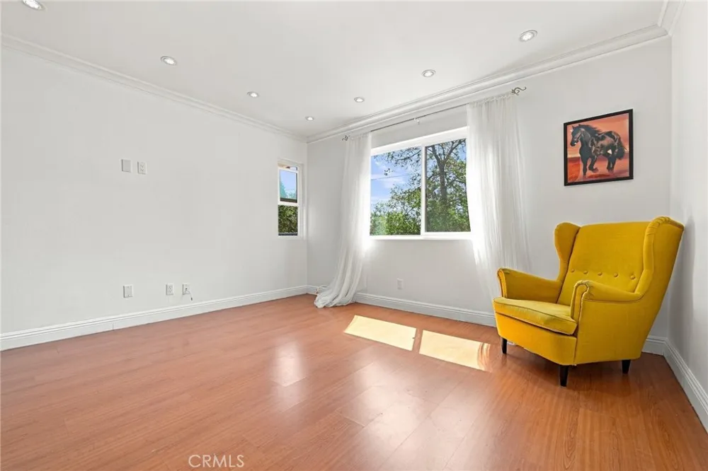 2940 Verdugo Glendale, CA 91208