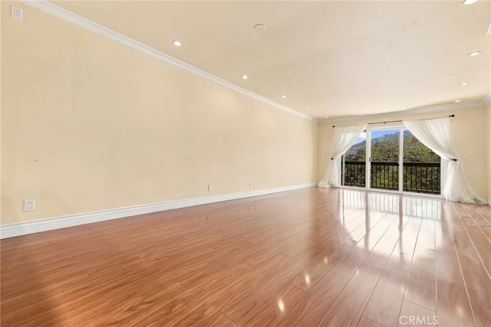 2940 Verdugo Glendale, CA 91208