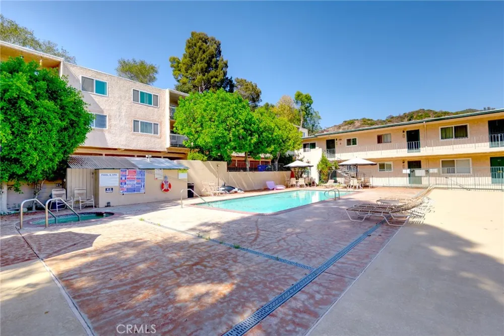 2940 Verdugo Glendale, CA 91208