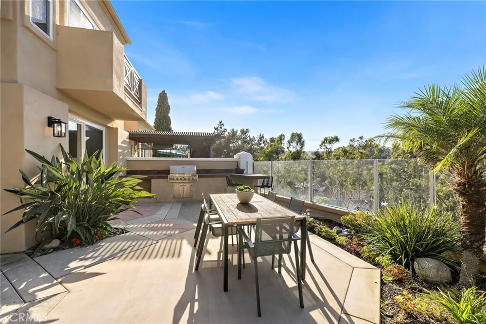 17 Siena Laguna Niguel, CA 92677