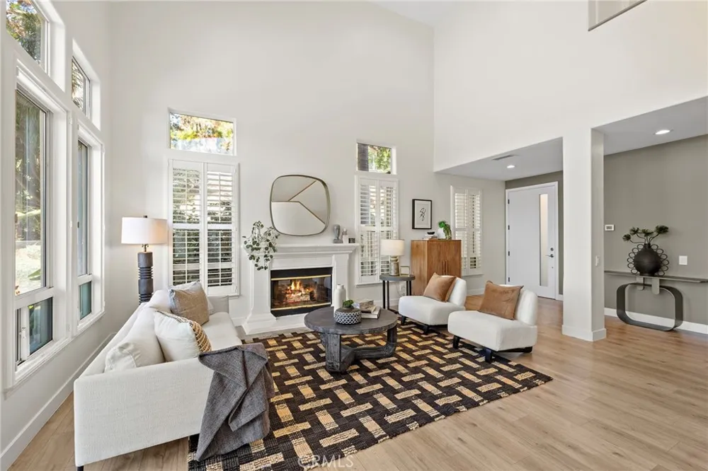 17 Siena Laguna Niguel, CA 92677