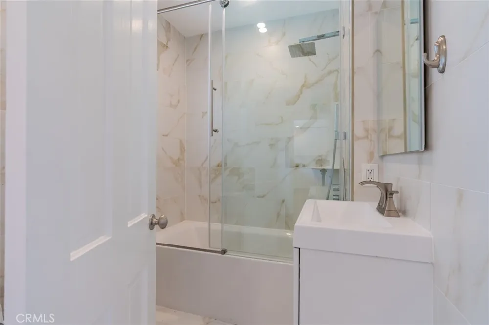 2245 E California San Marino, CA 91108