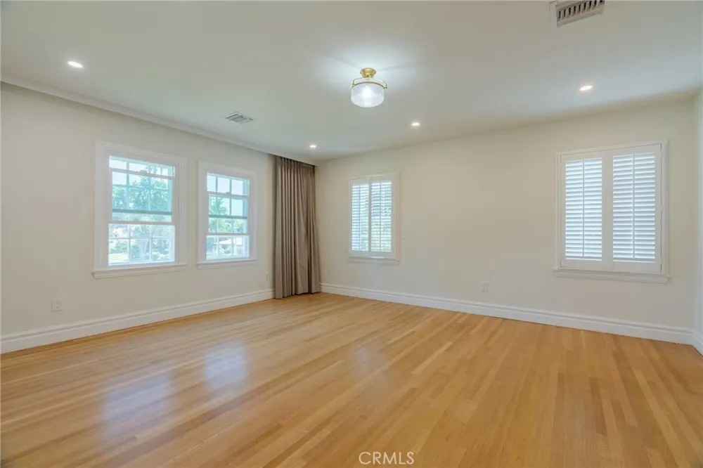 2245 E California San Marino, CA 91108