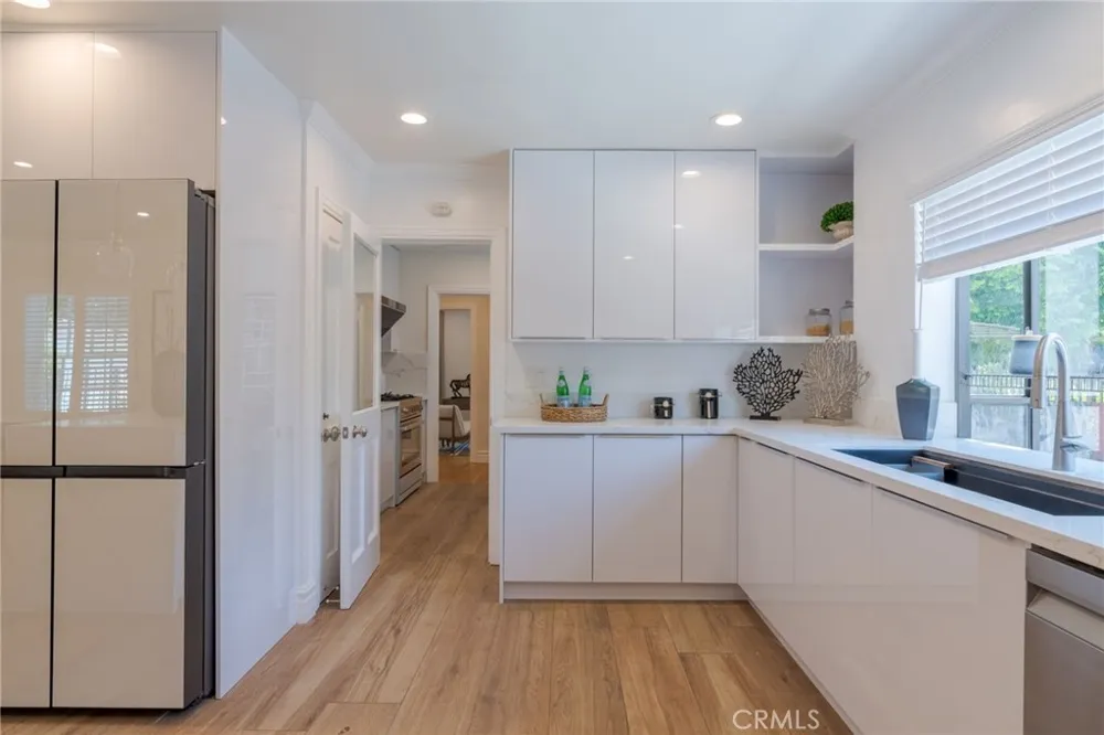 2245 E California San Marino, CA 91108