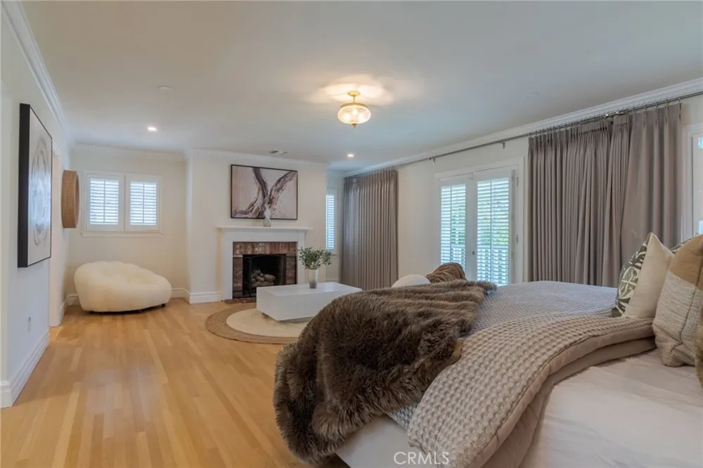 2245 E California San Marino, CA 91108