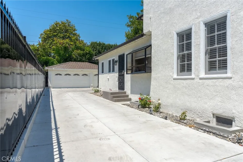 2245 E California San Marino, CA 91108