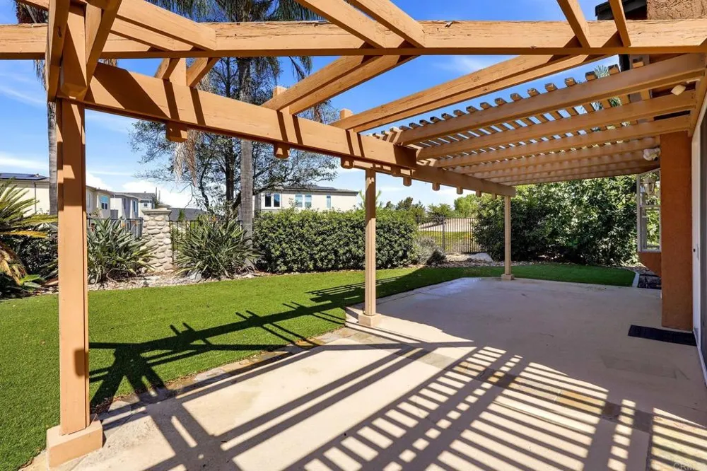 14224 Breezeway Place San Diego, CA 92128