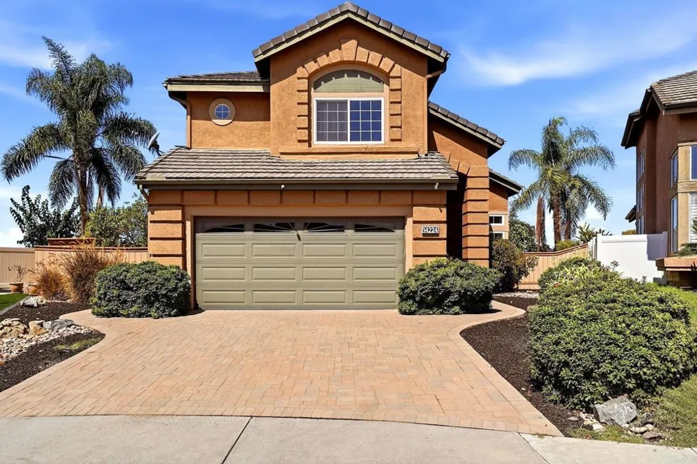 14224 Breezeway Place San Diego, CA 92128