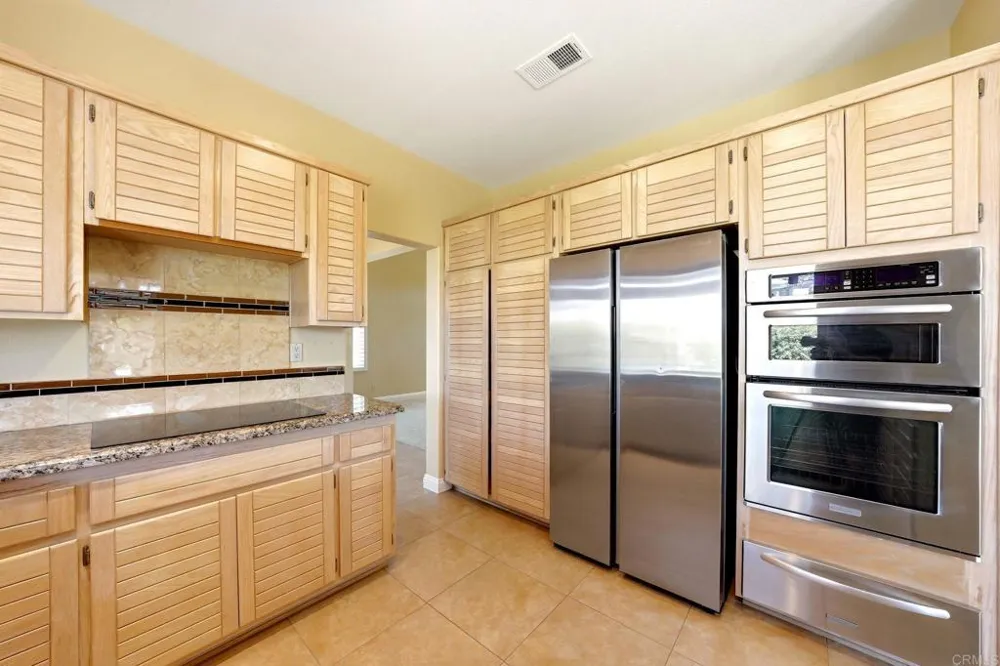 14224 Breezeway Place San Diego, CA 92128