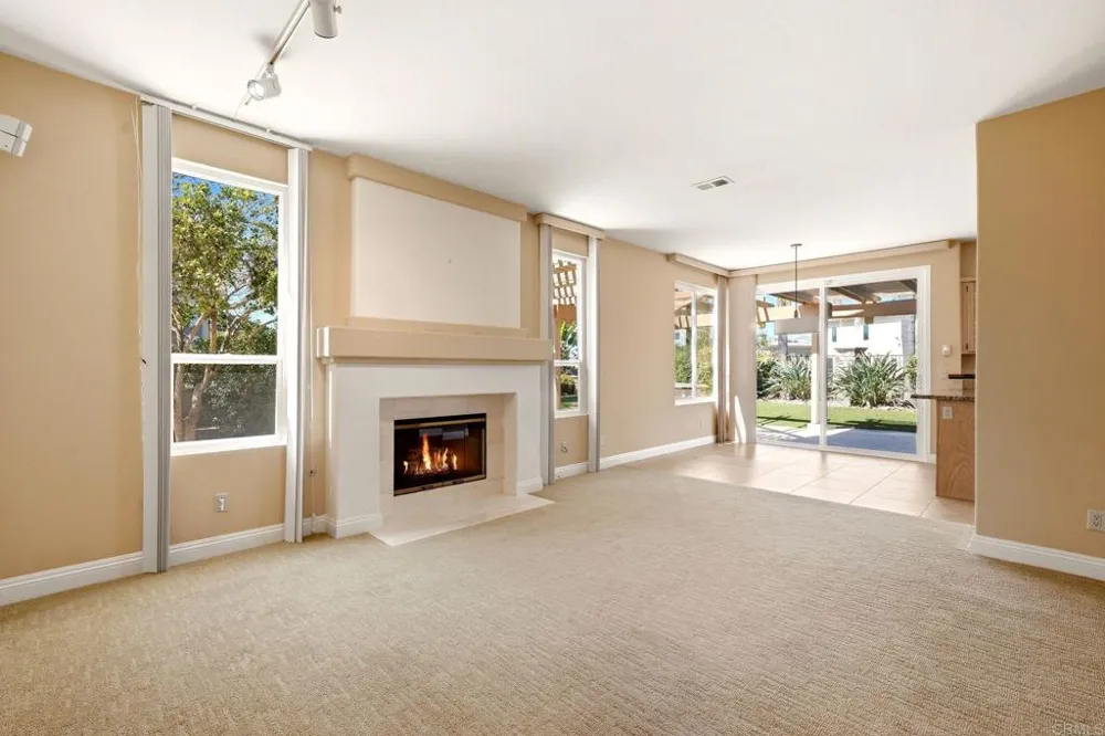 14224 Breezeway Place San Diego, CA 92128