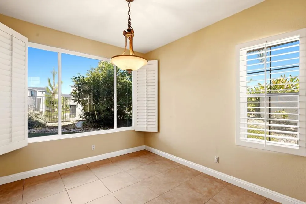 14224 Breezeway Place San Diego, CA 92128