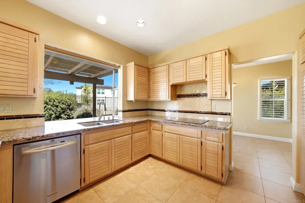 14224 Breezeway Place San Diego, CA 92128
