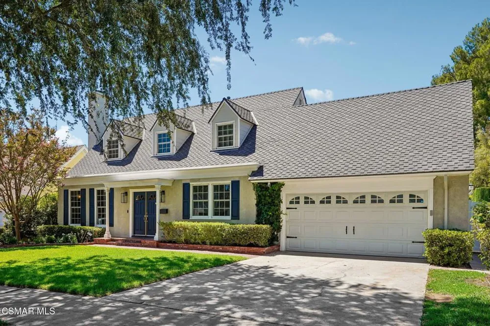 9653 Oakdale Avenue Chatsworth, CA 91311