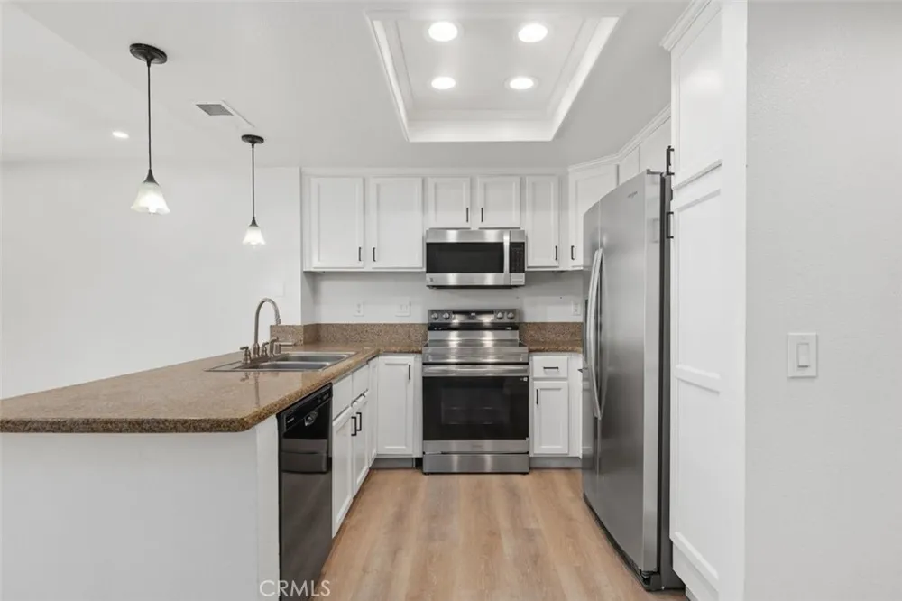 142 Stanford Court #71 Irvine, CA 92612