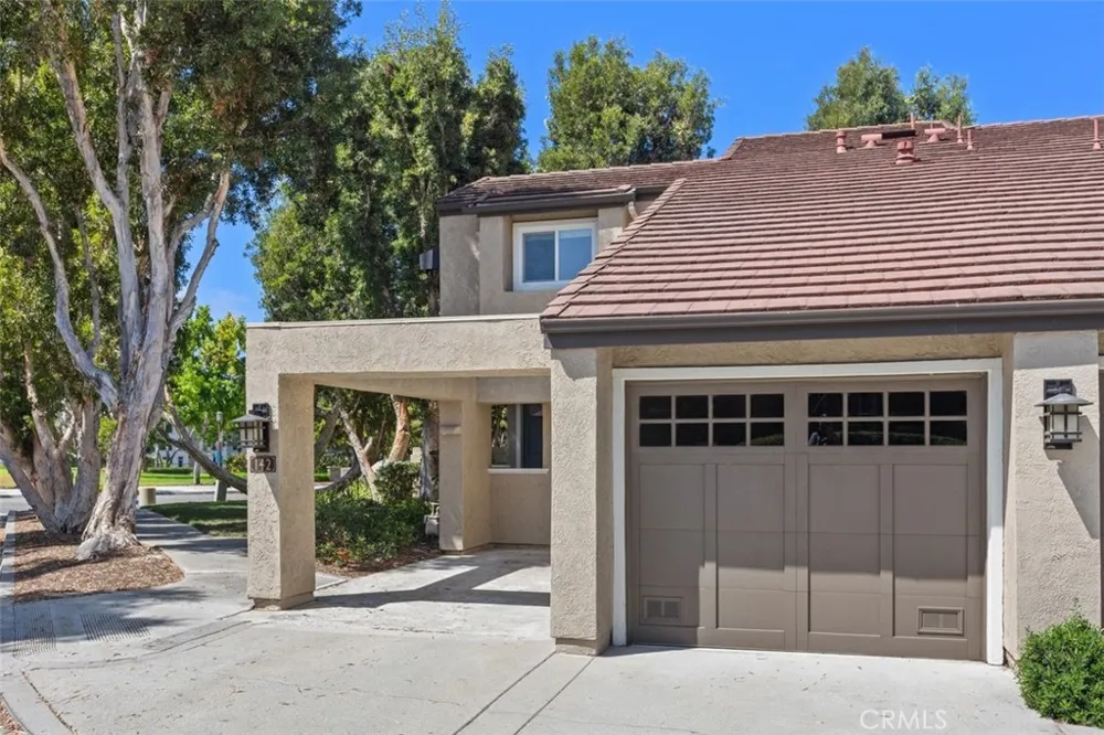 142 Stanford Court #71 Irvine, CA 92612