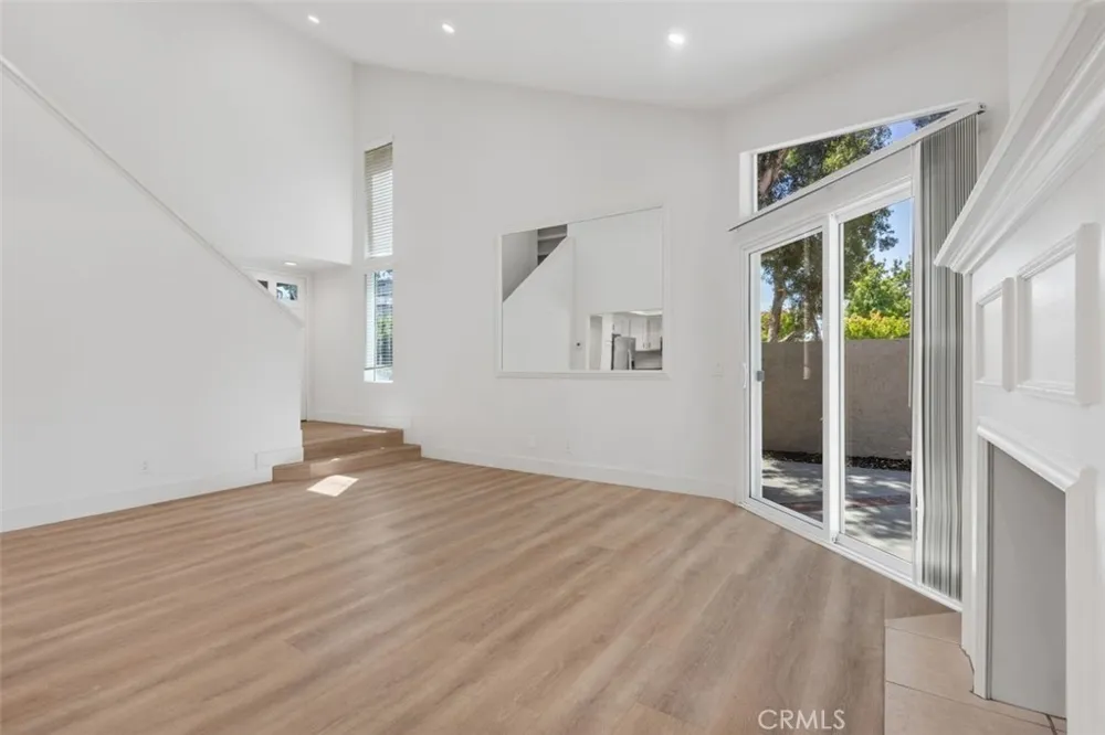 142 Stanford Court #71 Irvine, CA 92612