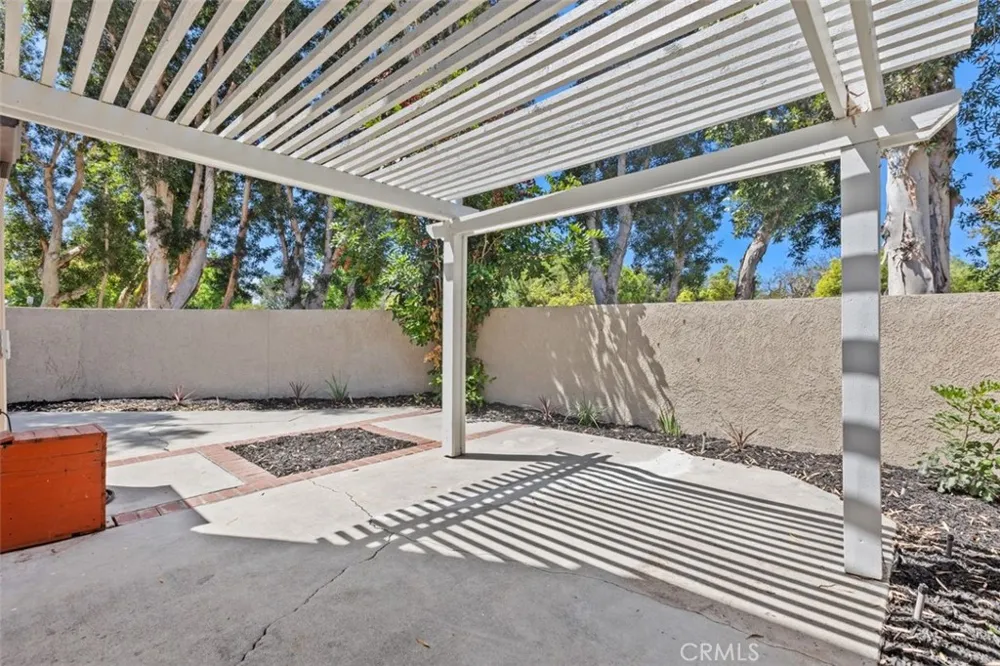142 Stanford Court #71 Irvine, CA 92612