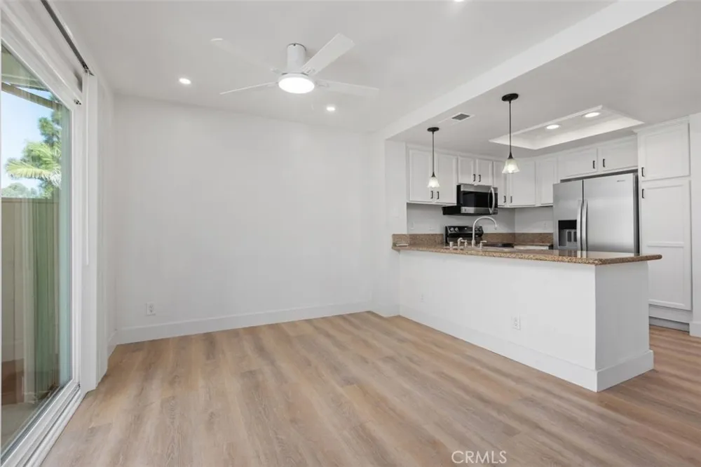 142 Stanford Court #71 Irvine, CA 92612