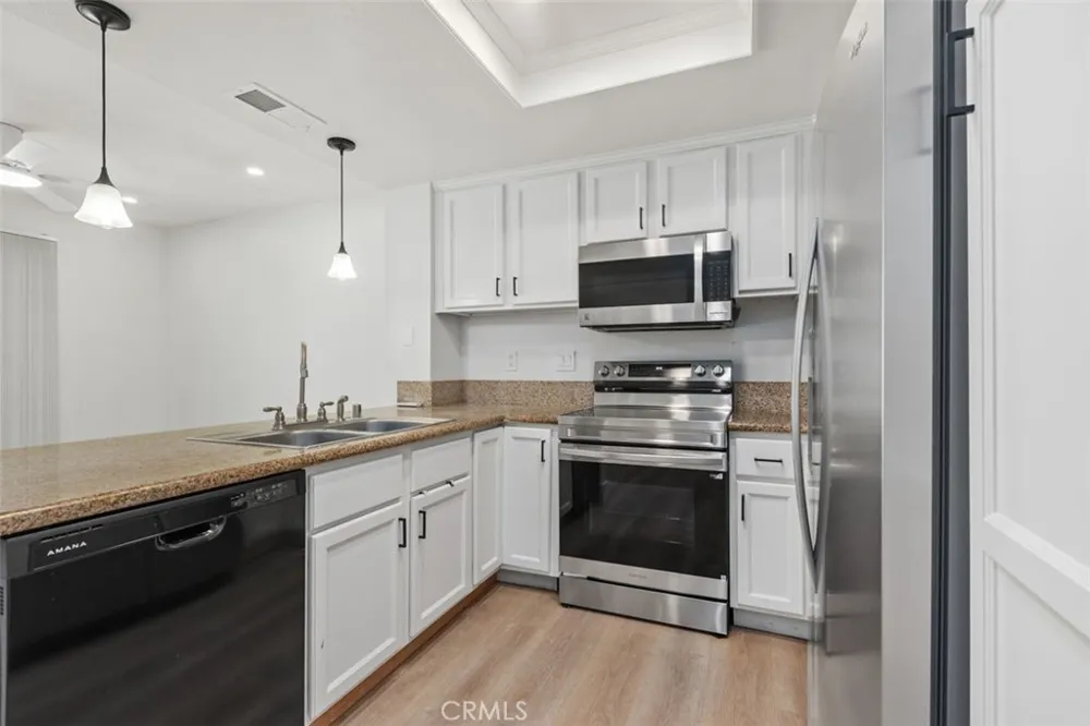 142 Stanford Court #71 Irvine, CA 92612