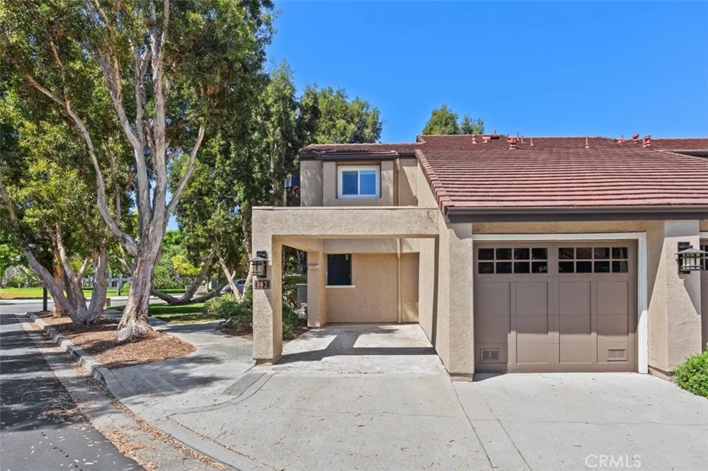 142 Stanford Court #71 Irvine, CA 92612