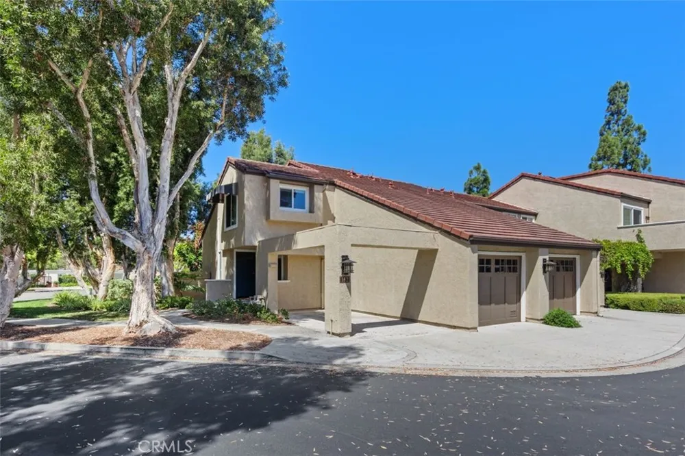 142 Stanford Court #71 Irvine, CA 92612
