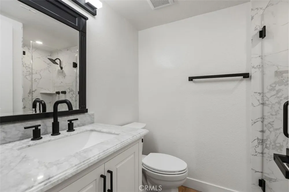 142 Stanford Court #71 Irvine, CA 92612