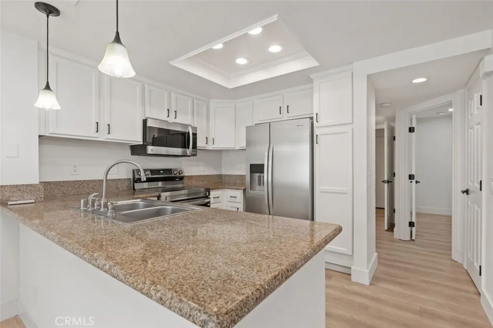 142 Stanford Court #71 Irvine, CA 92612