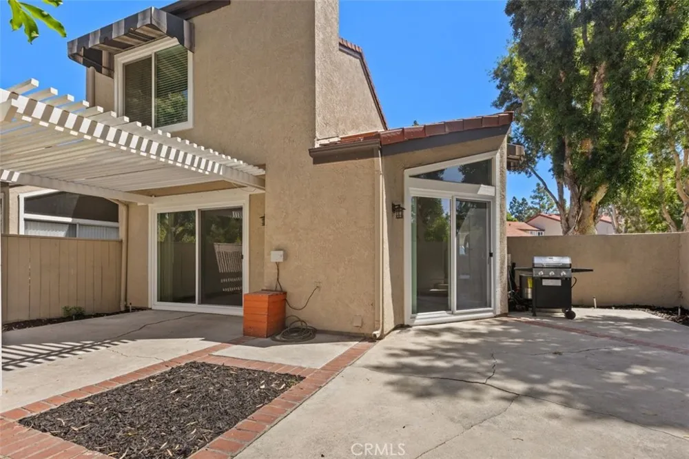 142 Stanford Court #71 Irvine, CA 92612