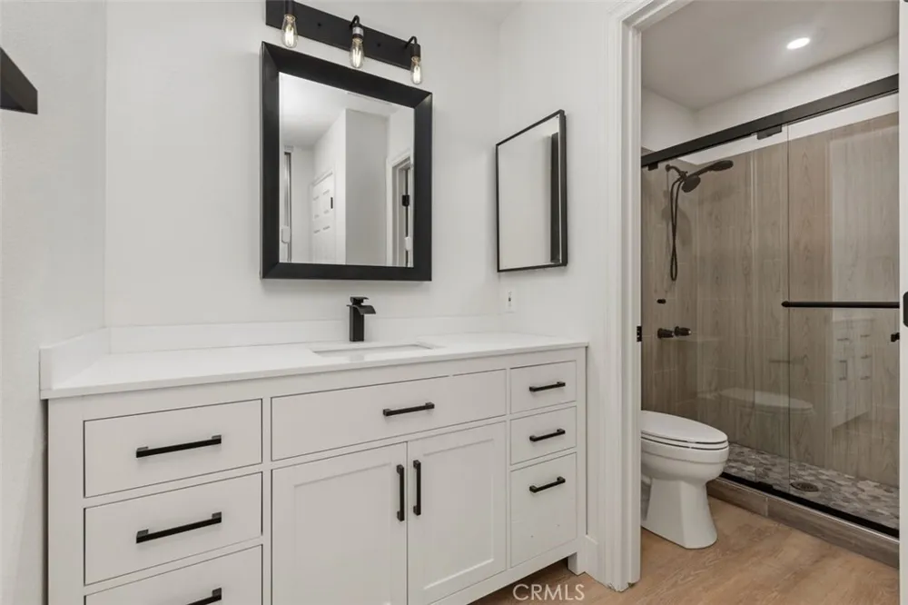 142 Stanford Court #71 Irvine, CA 92612