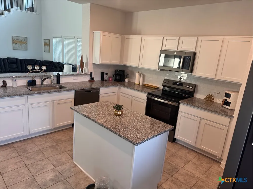 432 Tim's Way Seguin, TX 78155