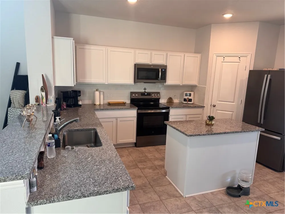 432 Tim's Way Seguin, TX 78155