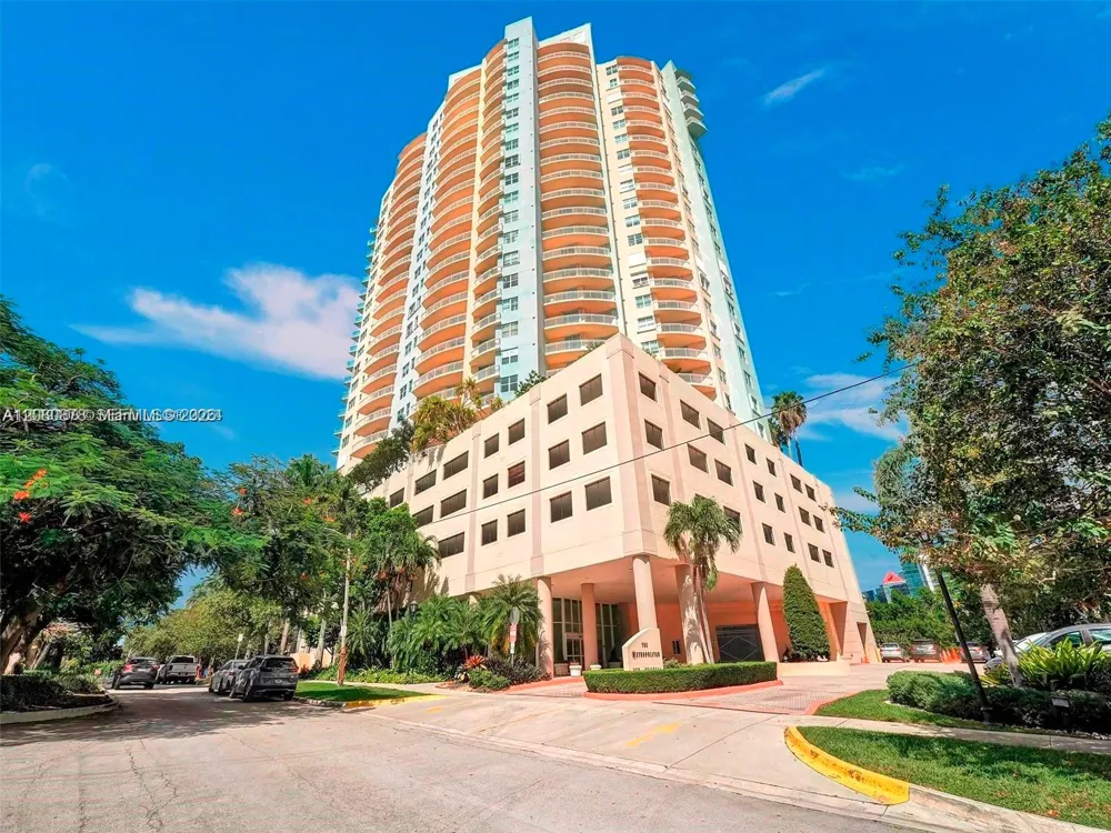 2475 Brickell Ave #1202 Miami, FL 33129