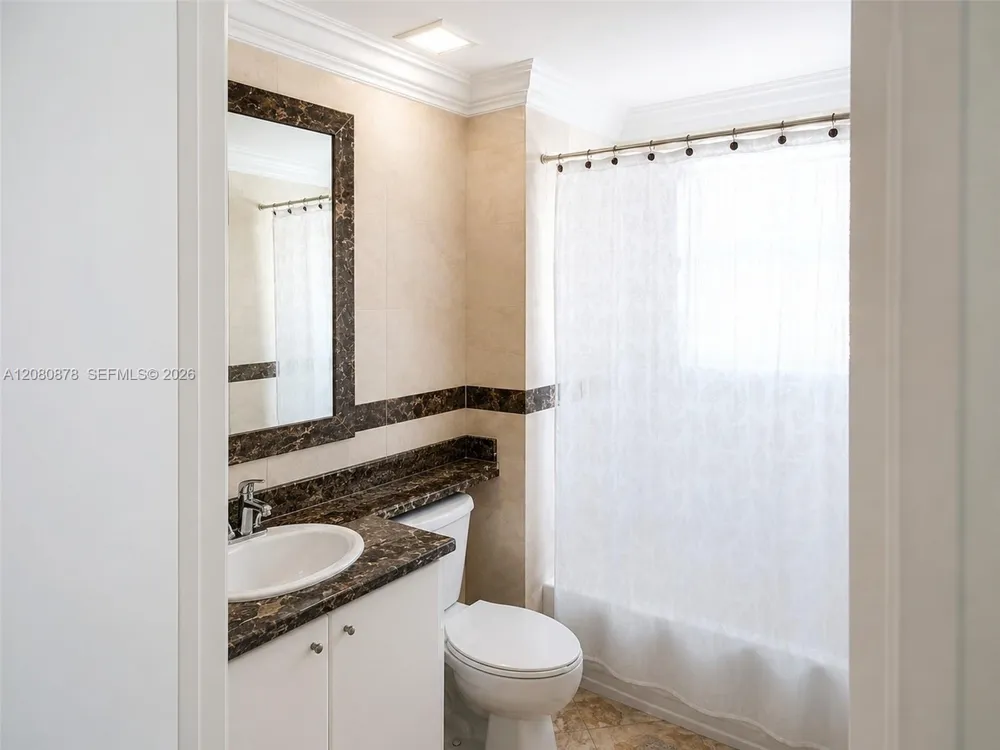 2475 Brickell Ave #1202 Miami, FL 33129