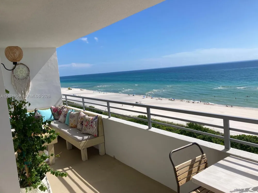 5555 Collins Ave #10G Miami Beach, FL 33140