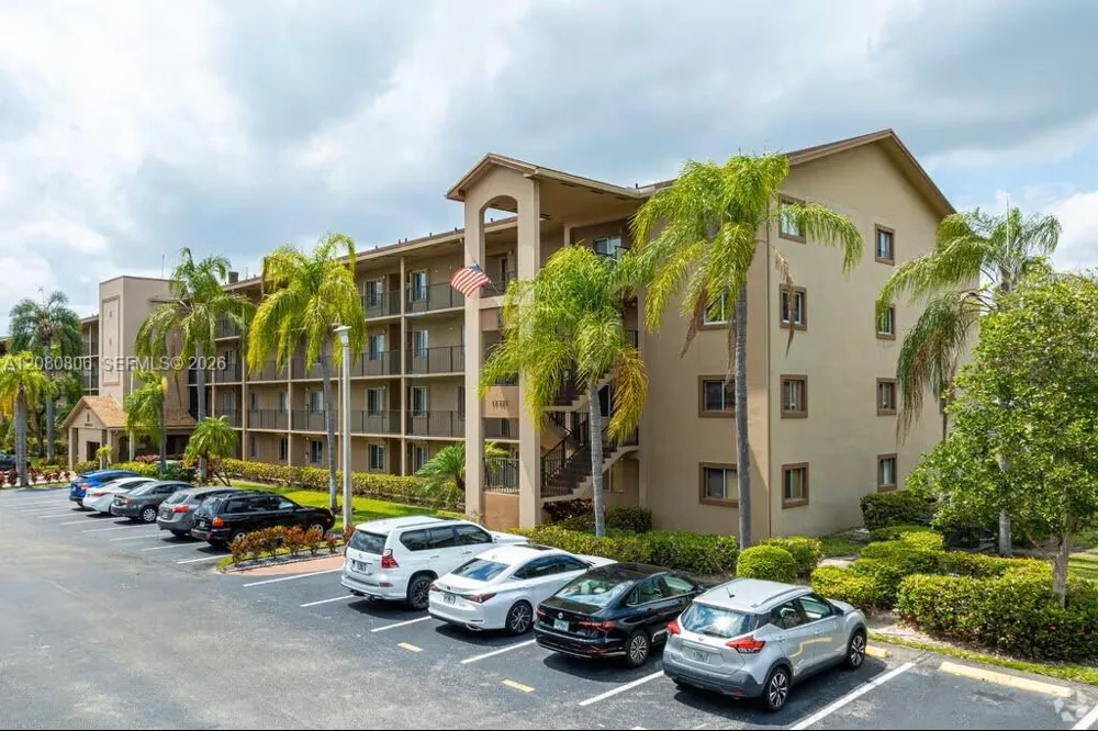12950 SW 4th Ct #309H Pembroke Pines, FL 33027