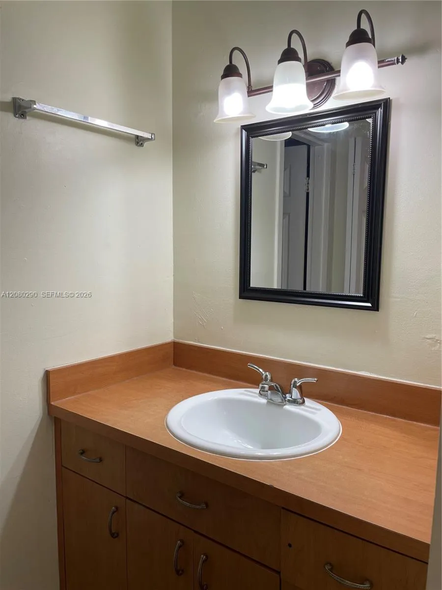14150 SW 84th St #208-I Miami, FL 33183