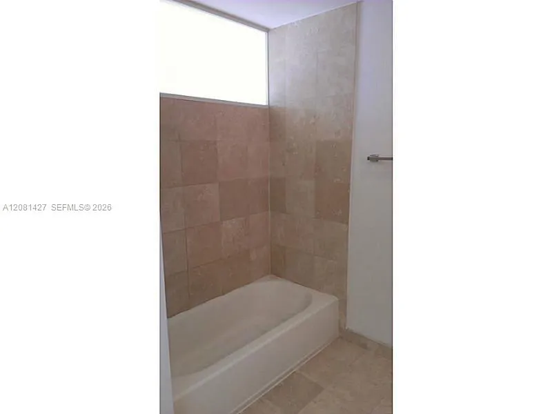 350 NE 24th St #407 Miami, FL 33137