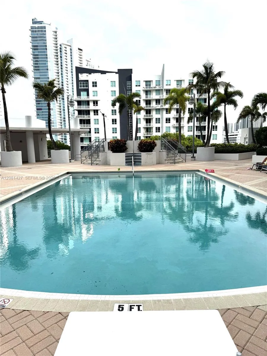 350 NE 24th St #407 Miami, FL 33137