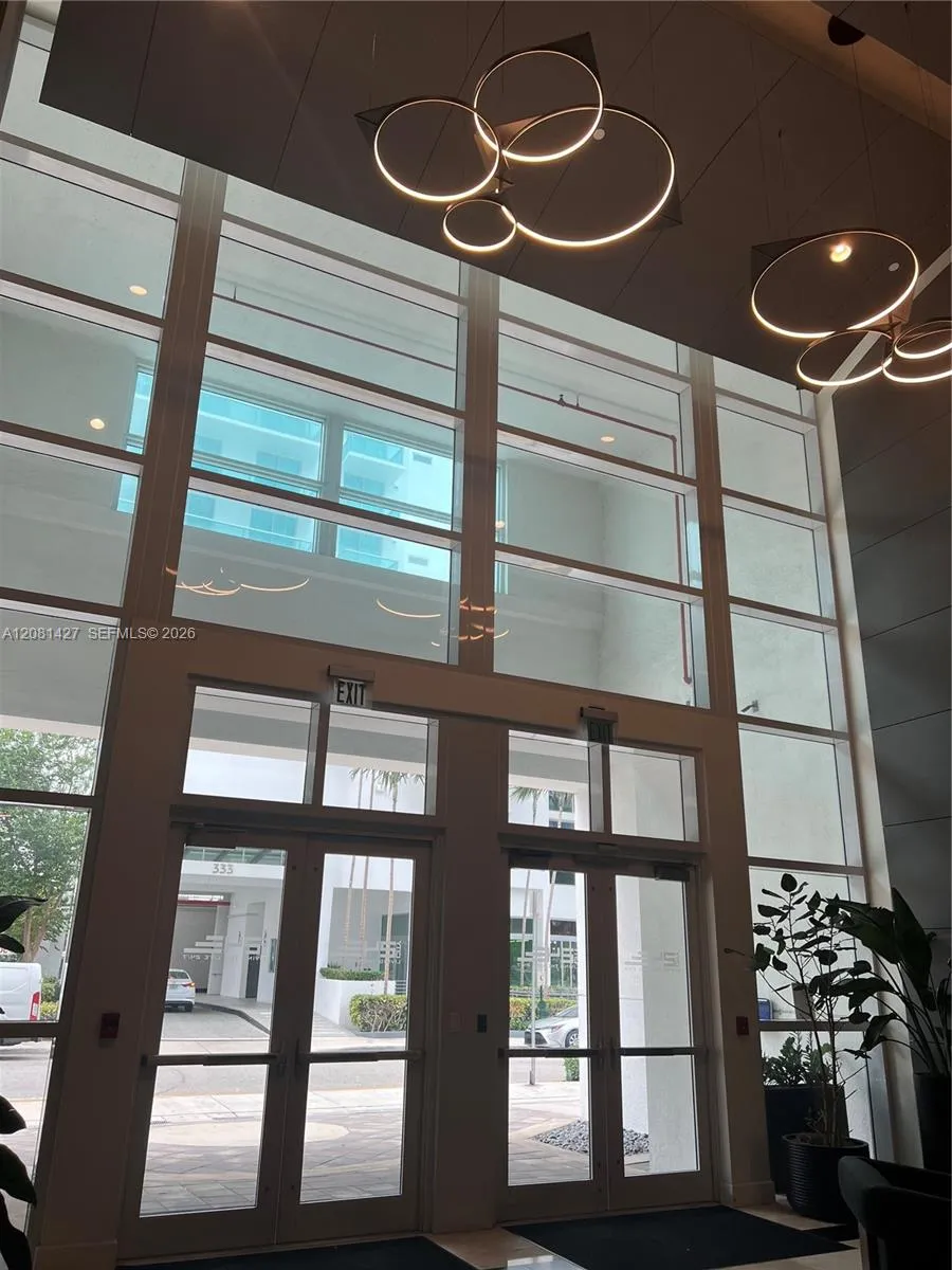 350 NE 24th St #407 Miami, FL 33137