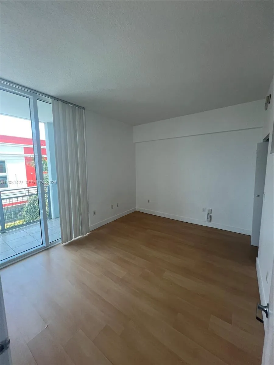 350 NE 24th St #407 Miami, FL 33137