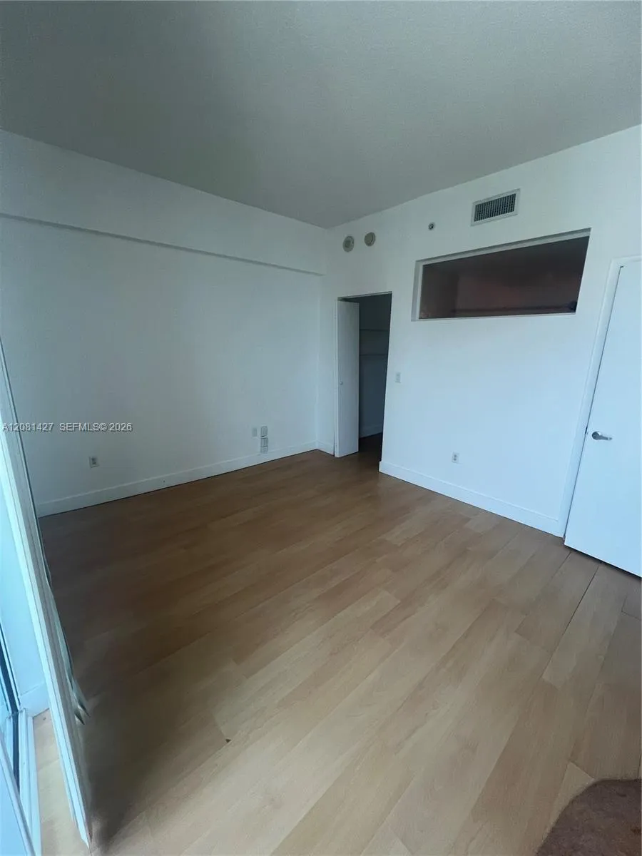 350 NE 24th St #407 Miami, FL 33137