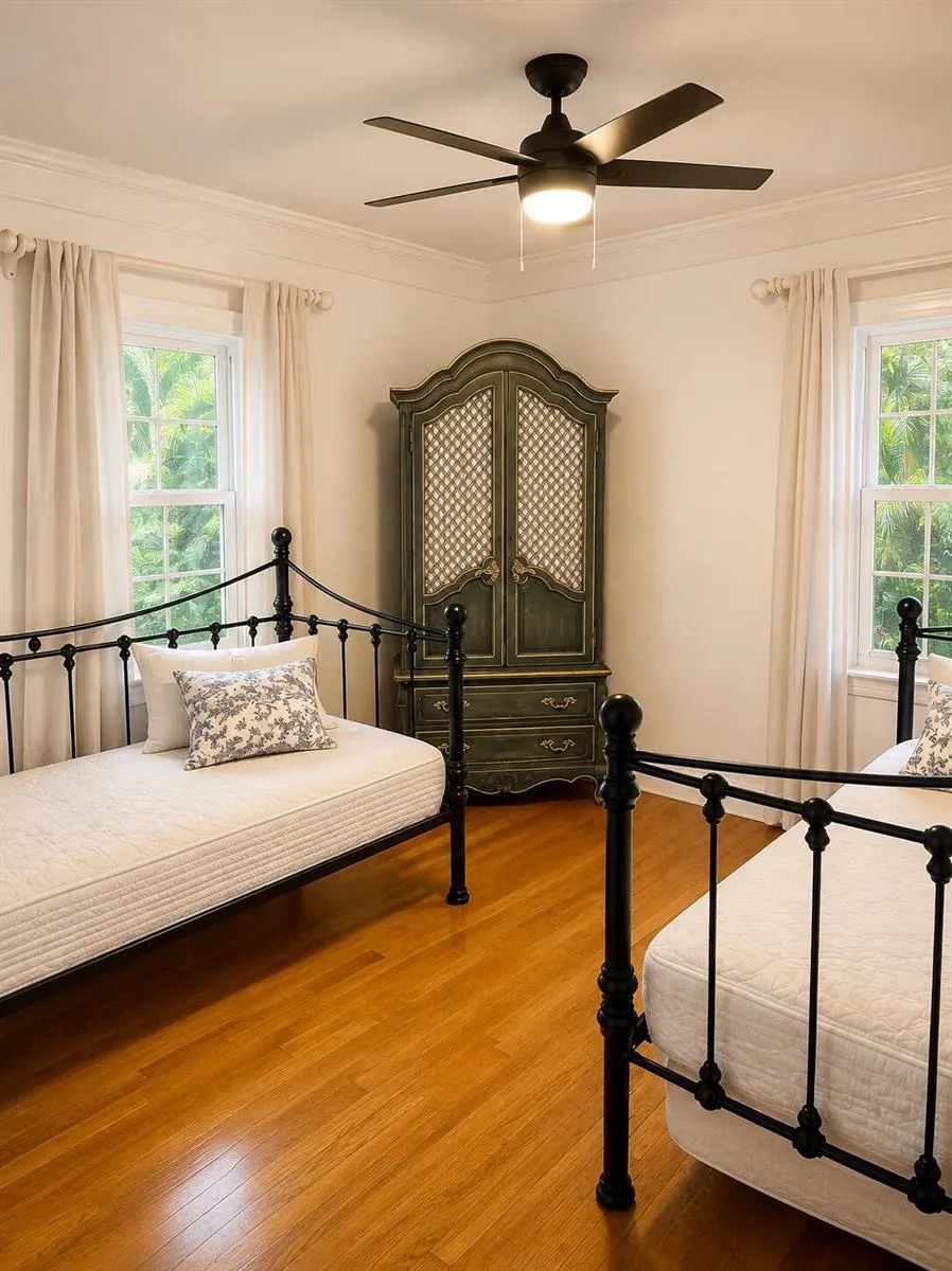 1620 SE 2ND COURT Fort Lauderdale, FL 33301